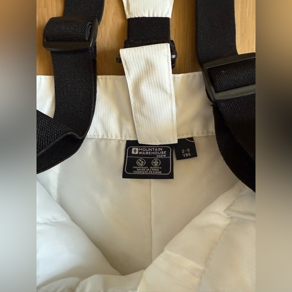 Mountain Warehouse Kids Printed Ski Jacket & Pant Set - Size 2-3 - Pre Owned - Picture 8 of 10